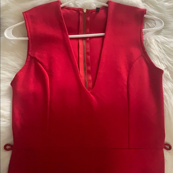 Red dress - Picture 3 of 4